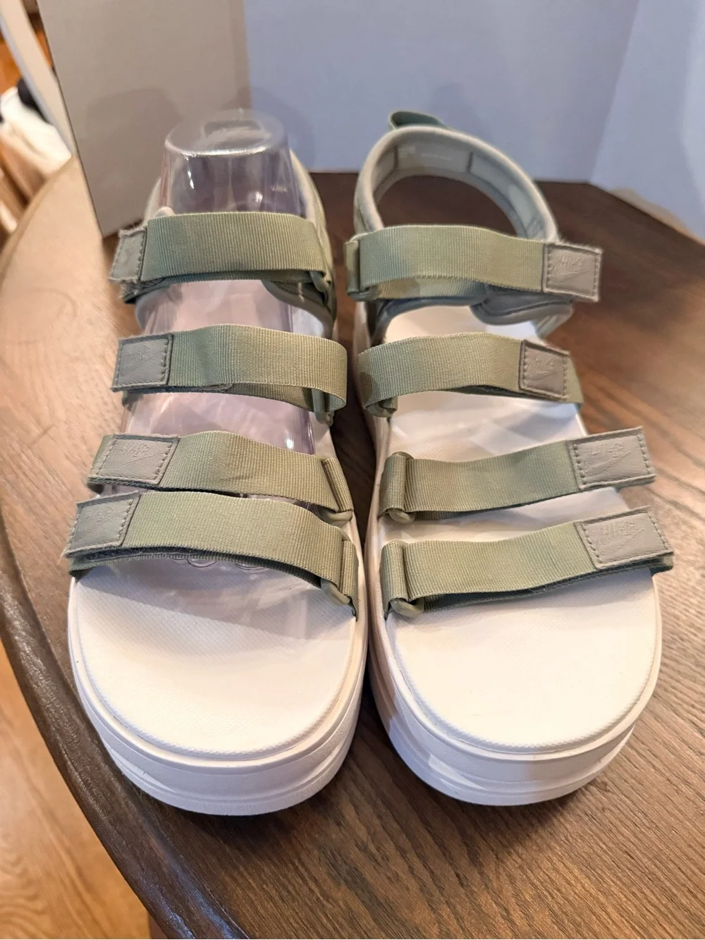Nike Womens Icon classic sandal. Women size 11